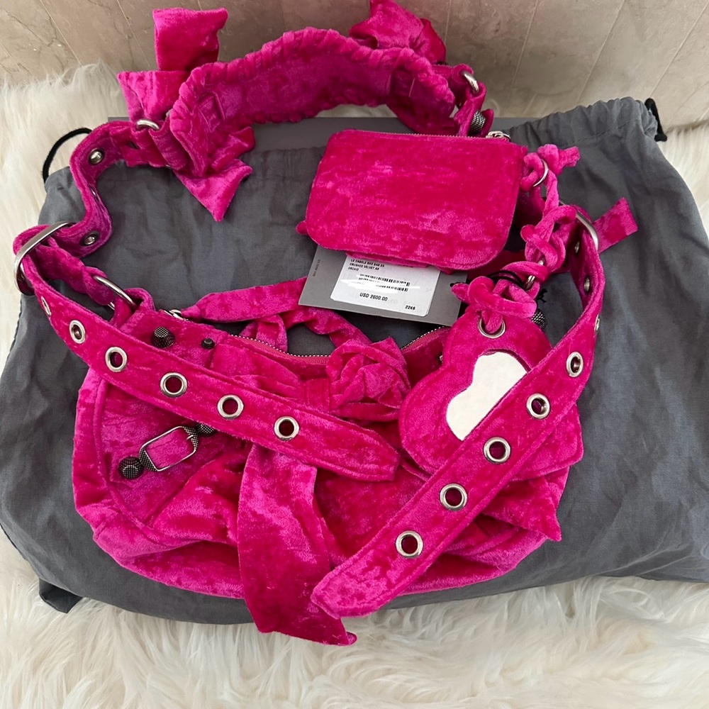 BALENCIAGA brand new in box 
Pink Xs Velvet Le Cagole Shoulder Bag